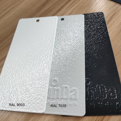 ทนทานการกัดกร่อน เนื้อผง RAL9003 ขาวภายนอก Epoxy Polyester Powder Coating สเปรย์สีสําหรับเก้าอี้ปาร์ค